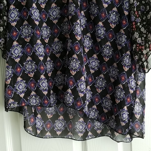 Mason & MacKenzie Women's Blouse - Picture 2 of 7